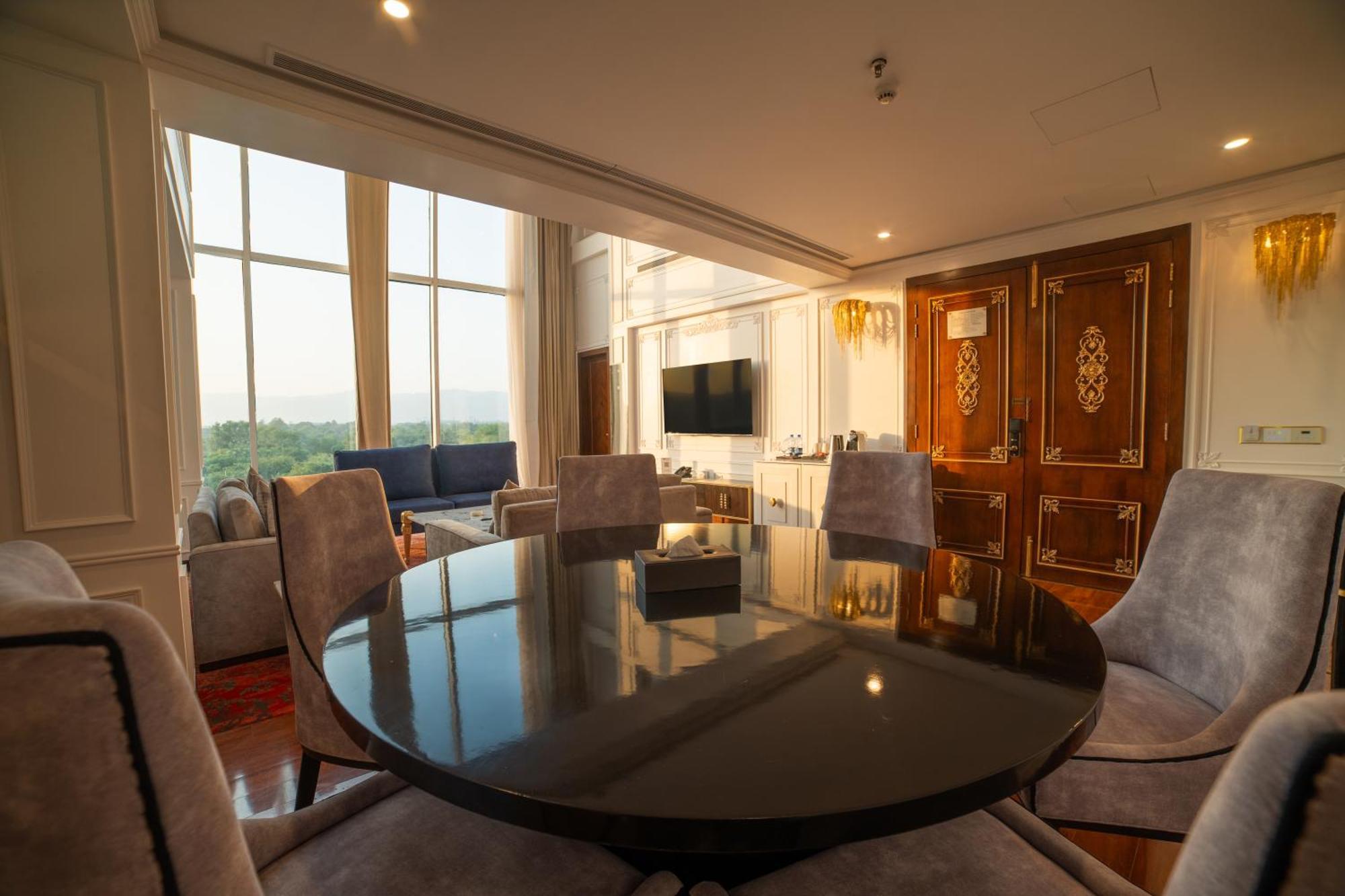 Best Western Premier Islamabad Exterior foto